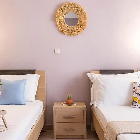Apartman Potam'sea Bliss 6 - Front, Sun Beds & Parking Himara