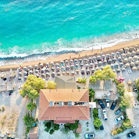 Potam'sea Bliss 6 - Front, Sun Beds & Parking *