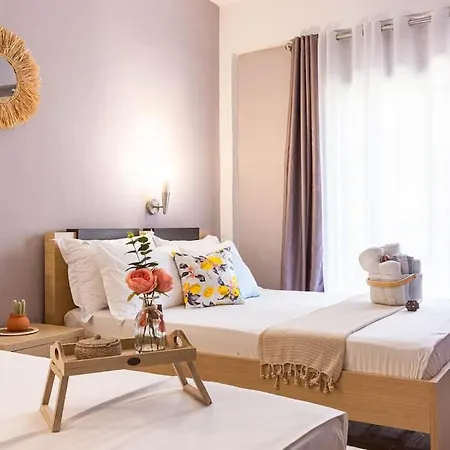 Potam'sea Bliss 6 - Front, Sun Beds & Parking *