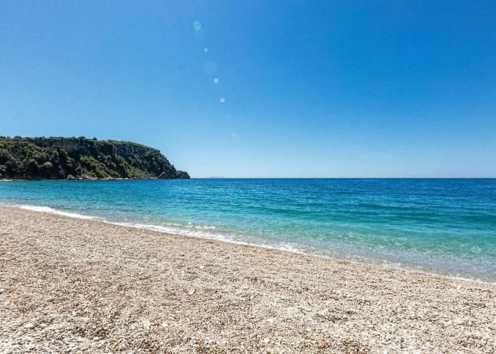 Potam'sea Bliss 6 - Front, Sun Beds & Parking
